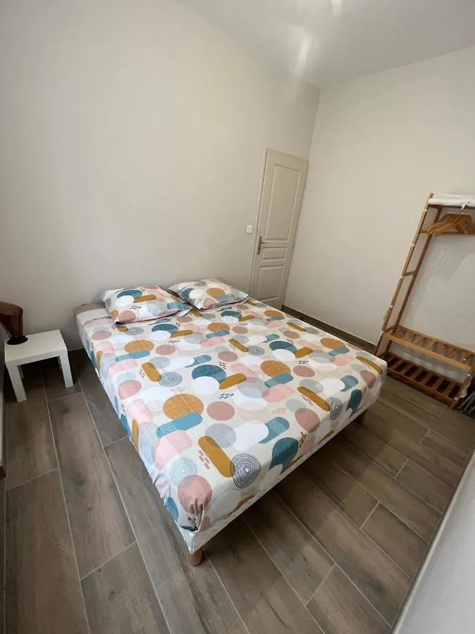 Appartement Renove A 15 Min De Lyon Saint-Fons 0*,  Franciaország